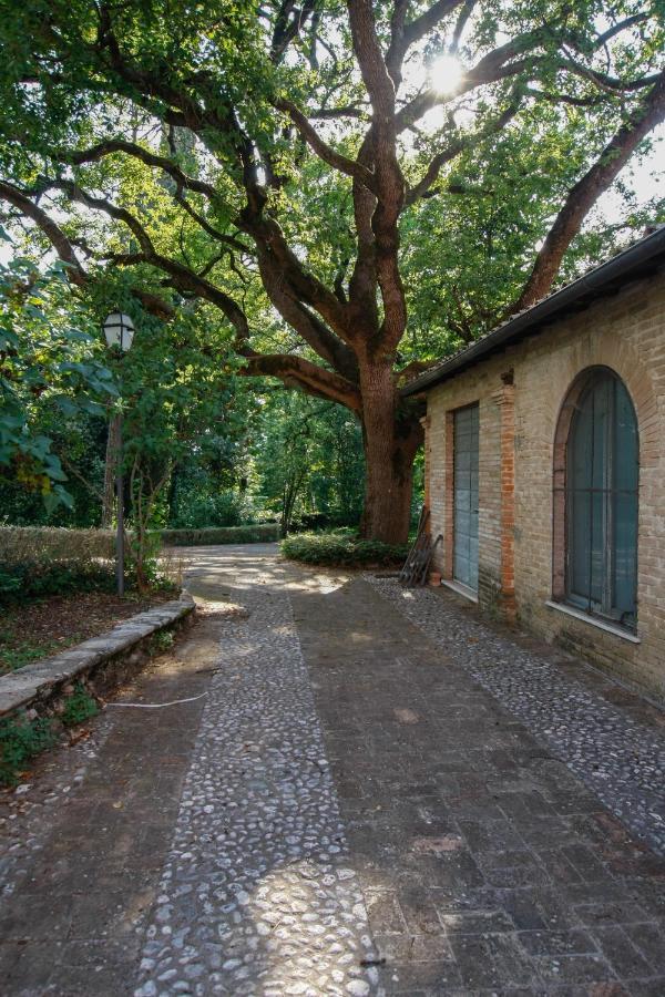 Park Hotel Villa Potenziani Rieti Exterior photo